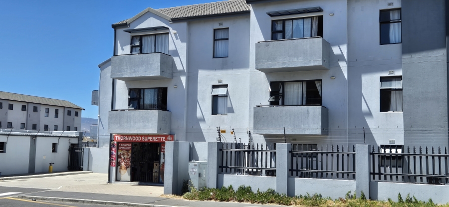 2 Bedroom Property for Sale in Parklands East Western Cape